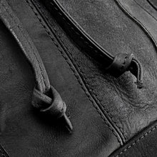 Załaduj obraz w przeglądarce galerii, Skórzany plecak "Tamarau"