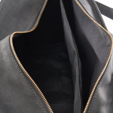 Załaduj obraz w przeglądarce galerii, 15" torba na laptopa ze skóry "Yak"