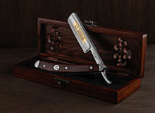 Załaduj obraz w przeglądarce galerii, A.P. Donovan Van Dyke - 7/8" Rasiermesser Mahagoni