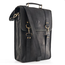 Załaduj obraz w przeglądarce galerii, Torba na ramię z bawolej skóry