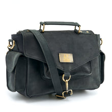 Załaduj obraz w przeglądarce galerii, Skórzana torba na aparat "Kouprey"