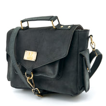 Załaduj obraz w przeglądarce galerii, Skórzana torba na aparat "Kouprey"