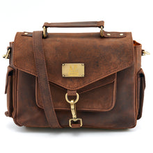 Załaduj obraz w przeglądarce galerii, Skórzana torba na aparat "Kouprey"