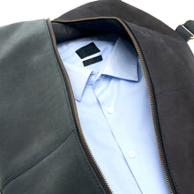 Załaduj obraz w przeglądarce galerii, Torba podróżna "Mutus" - z wadami